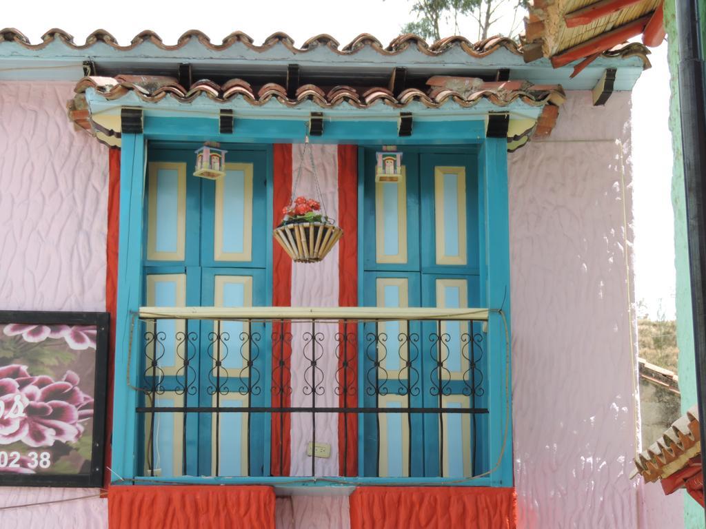 Hotel Los Geranios ドゥイタマ 部屋 写真