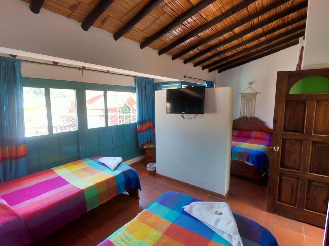Hotel Los Geranios ドゥイタマ エクステリア 写真