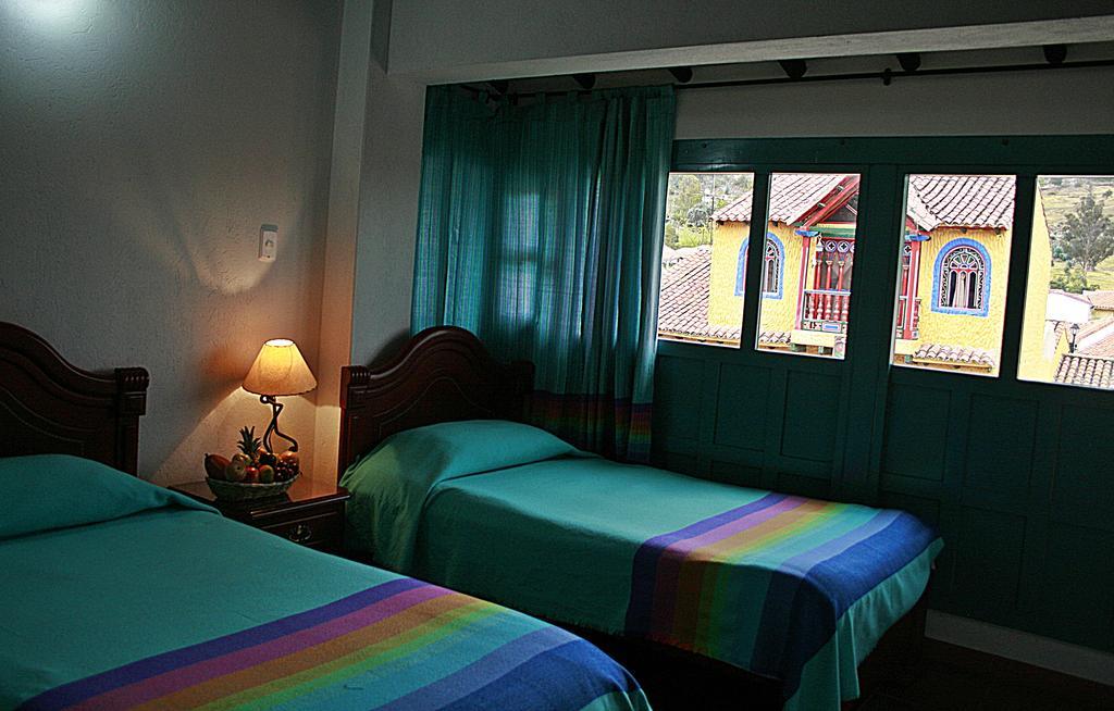 Hotel Los Geranios ドゥイタマ エクステリア 写真
