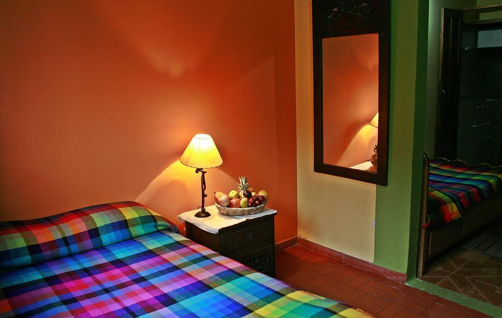 Hotel Los Geranios ドゥイタマ 部屋 写真
