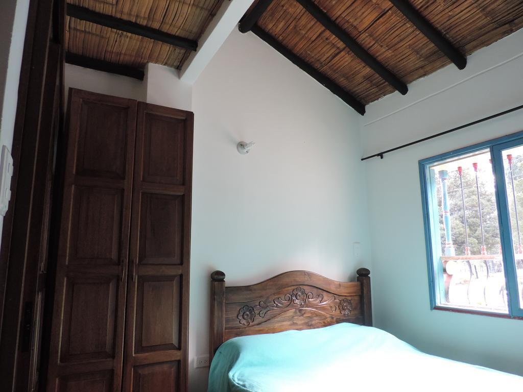 Hotel Los Geranios ドゥイタマ 部屋 写真