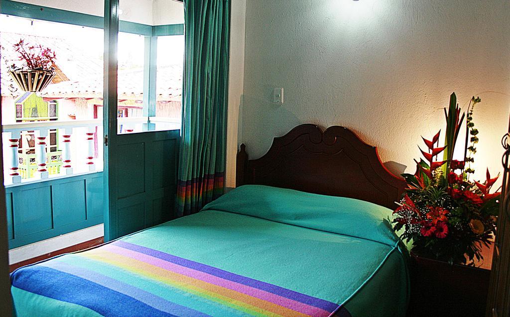 Hotel Los Geranios ドゥイタマ エクステリア 写真