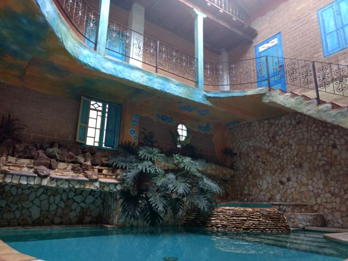Hotel Los Geranios ドゥイタマ エクステリア 写真
